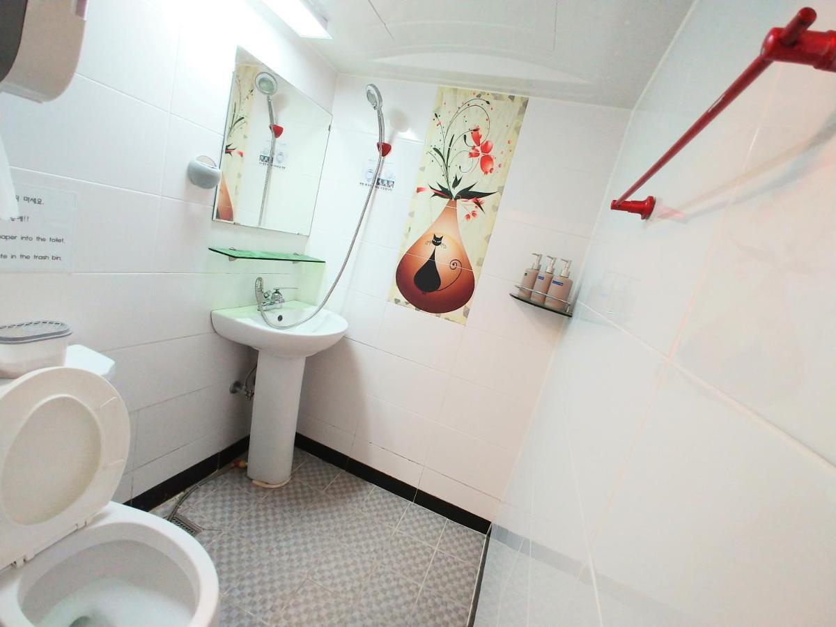 New Gwangju Guesthouse Gwangju Metropolitan City Buitenkant foto
