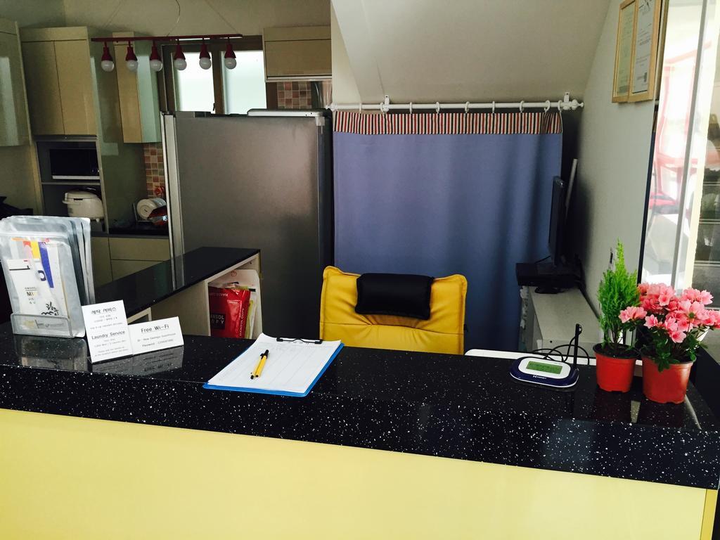 New Gwangju Guesthouse Gwangju Metropolitan City Buitenkant foto